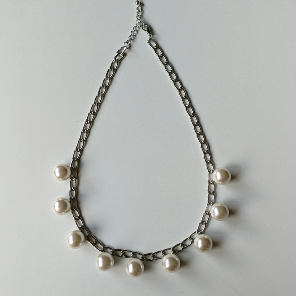 Pearl and link necklace